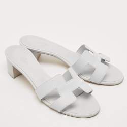 Pre Owned Hermes Grey Leather Oasis Slide Sandals Size 37