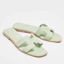 مملوكة مسبقًا صندل سلايد هيرمس أوران جلد أبيض مقاس 39