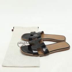 Hermes Black Patent Leather Oran Flat Sandals Size 39