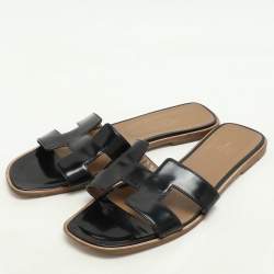 Hermes Black Patent Leather Oran Flat Sandals Size 39