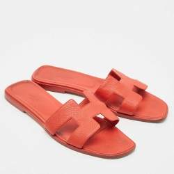 Pre Owned Hermes Red Leather Oran Flat Sandals Size 39