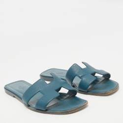 Pre Owned Hermes Teal Leather Oran Flat Slides Size 39.5