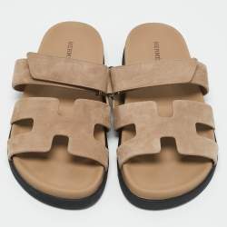 مملوكة مسبقًا Hermès Beige Suede Chypre Sandals Size 40