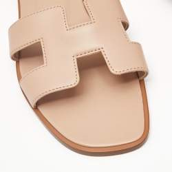 Pre Owned Hermès Beige Leather Oran Flat Slides  Size 37