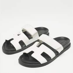 Pre Owned Hermes White Leather Chypre Flat Sandals Size 38
