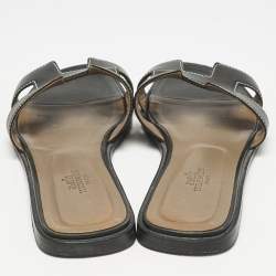 Hermes Black Leather Oran Flat Sandals Size 37.5