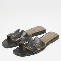 Hermes Black Leather Oran Flat Sandals Size 37.5