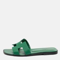 Hermès Green Leather Oran Flat Sandals Size 39