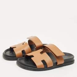 مملوكة مسبقًا Hermes Brown Leather Chypre Sandals Size 39.5