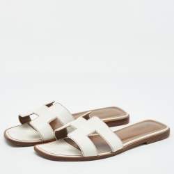 Pre Owned صندل فلات هيرمس أوران جلد أبيض مقاس 38