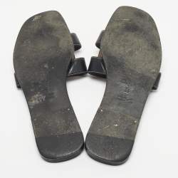 مملوكة مسبقًا Hermes Black Leather Oran Flat Slide Sandals Size 39