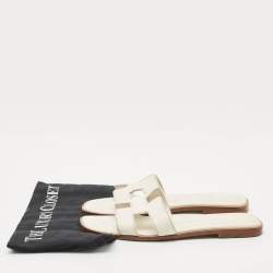 مملوكة مسبقًا Hermes White Leather Oran Flat Slides Size 39