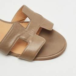 Pre Owned Hermes Green Leather Oasis Slide Sandals Size 38.5