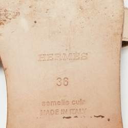 مملوكة مسبقًا صندل فلات هيرمس أوران جلد بني مقاس 38