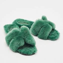 Pre Owned شباشب هيرمس أوران فرو فضفاض أخضر مقاس 37.5