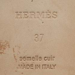 مملوكة مسبقًا Hermes Cream Leather Poreline Santorini Ankle Strap Flats Size 37