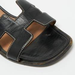 مملوكة مسبقًا صندل سلايد هيرمس أوران جلد أسود مسطح مقاس 38