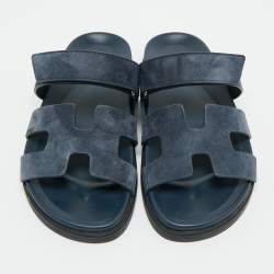 مملوكة مسبقًا Hermes Navy Blue Suede Chypre Sandals Size 38.5