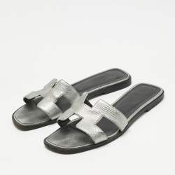 Pre Owned Hermes Silver Leather Oran Flat Slides Size 38