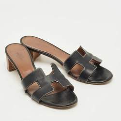 Pre Owned Hermes Black Leather Oasis Slide Sandals Size 38.5