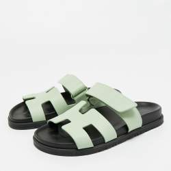 Pre Owned Hermes Green Leather Chypre Flat Sandals Size 36