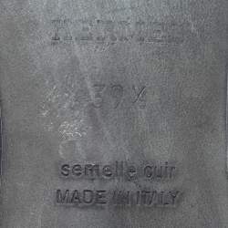 مملوكة مسبقًا Hermes Black Leather Studded Oasis Slide Sandals Size 39.5