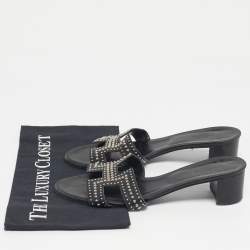 مملوكة مسبقًا Hermes Black Leather Studded Oasis Slide Sandals Size 39.5