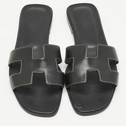 Pre Owned Hermes Black Leather Oran Flat Sandals Size 38.5