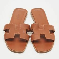 Pre Owned Hermes Brown Leather Oran Flat Sandals Size 36.5
