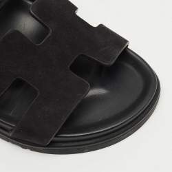 Pre Owned Hermes Black Suede Chypre Flat Sandals Size 39