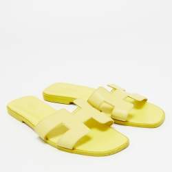 Pre Owned Hermes Yellow Leather Oran Flat Slides Size 40.5