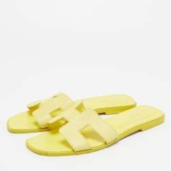 Pre Owned Hermes Yellow Leather Oran Flat Slides Size 40.5