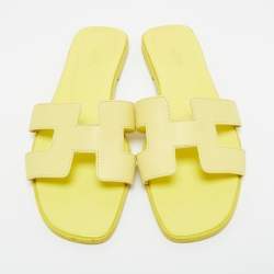 Pre Owned Hermes Yellow Leather Oran Flat Slides Size 40.5