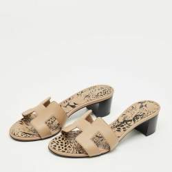 مملوكة مسبقًا صندل سلايد هيرمس أوايسس جلد بورغندي مقاس 37.5