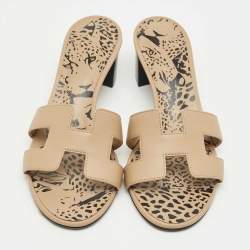 مملوكة مسبقًا صندل سلايد هيرمس أوايسس جلد بورغندي مقاس 37.5