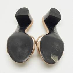 مملوكة مسبقًا صندل سلايد هيرمس أوايسس جلد بورغندي مقاس 37.5