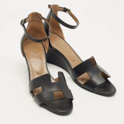 Pre Owned صندل هيرمس ليدي جلد أسود إسفيني مقاس 38.5