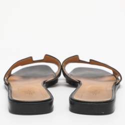 Pre Owned Hermes Black Leather Oran Flat Slides Size 40.5