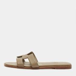 Pre Owned Hermes Grey Leather Oran Flat Slide Size 40