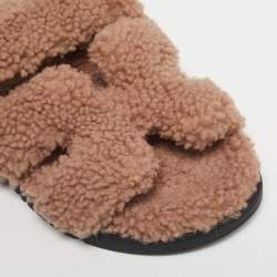 Pre Owned Hermes Beige Shearling Fur Chypre Flat Sandals Size 39