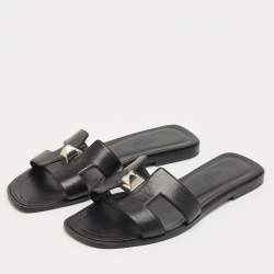 Pre Owned Hermes Black Leather Oran Flat Sandals Size 37.5