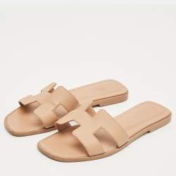 Pre Owned Hermes Beige Leather Oran Flat Slide Size 37