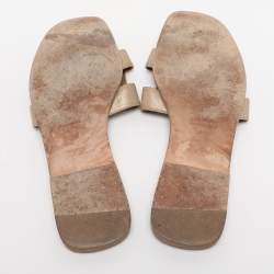 Pre Owned Hermes Metallic Beige Leather Oran Flat Sandals Size 40