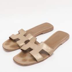 Pre Owned Hermes Metallic Beige Leather Oran Flat Sandals Size 40