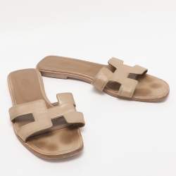 Pre Owned Hermes Metallic Beige Leather Oran Flat Sandals Size 40