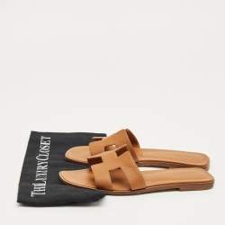 Pre Owned Hermes Brown Leather Oran Flat Sandals Size 39