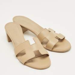 Pre Owned صندل هيرمس أواسيس جلد بيج مقاس 37.5