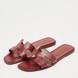 Pre Owned Hermes Red Patent  Leather Oran Flat Slides Size 42