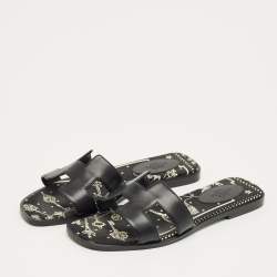 Pre Owned Hermes Black Leather Oran Flat Slides Size 36.5