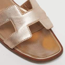 Pre Owned Hermes Rose Gold Leather Oran Flat Slides Size 36